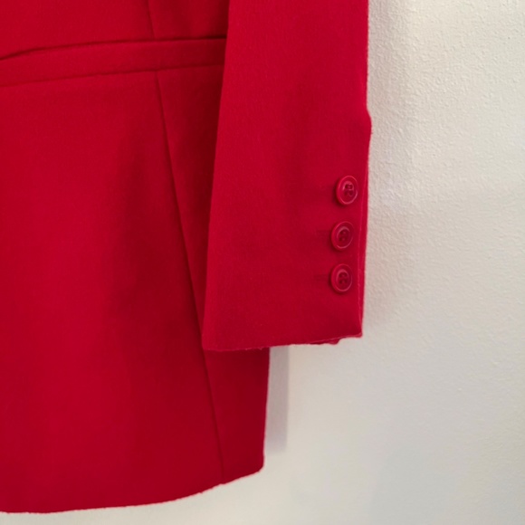 SUTTON STUDIO FOR BLOOMINGDALE'S Classic Red Wool Cashmere Blend Blazer Size 6 - Picture 4 of 11
